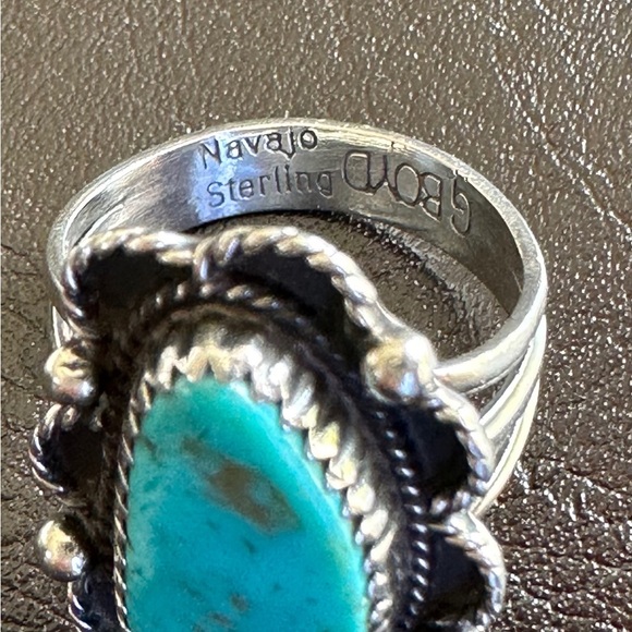 Vintage Navajo Sterling Silver & Turquoise Ring – G. Boyd, Size 6 - Picture 5 of 5